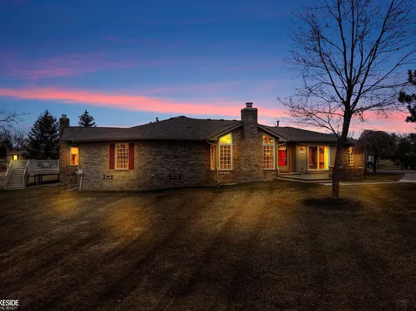 59207 Conifer Ct #212, Washington, MI 48094