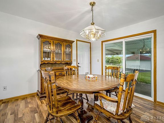 5th image of 1634 Morman Rd