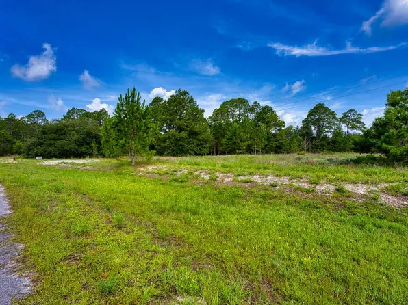 359 Gramercy Plantation Blvd, Eastpoint, FL 32328