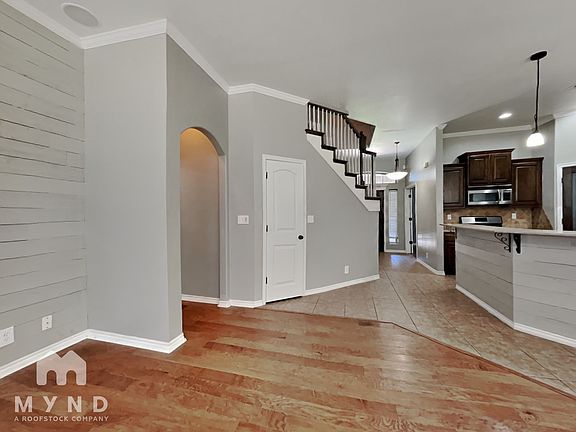 5th image of 14729 Jordan Ct