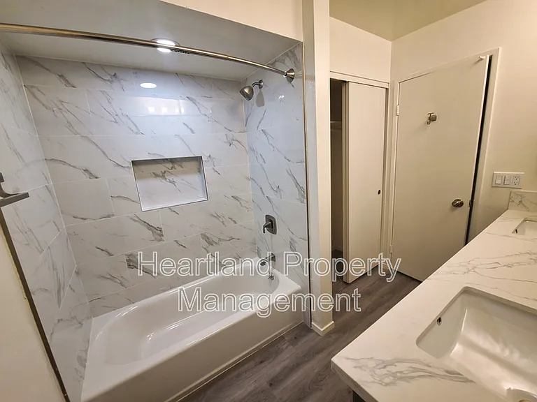 6304 Friars Rd #337 — Photo 5