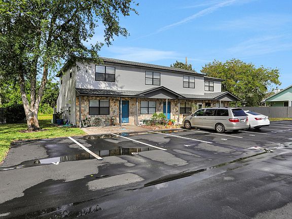2nd image of 4 Ponte Vedra Ct Unit A