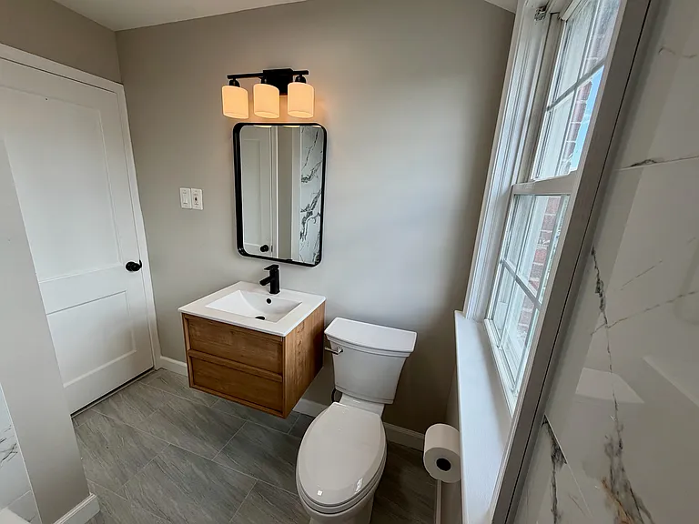 1644 Thetford Rd — Photo 12