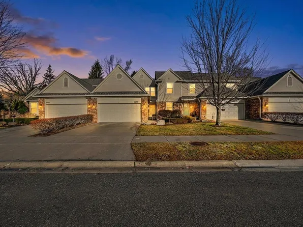 20719 Ashford Dr, Macomb, MI 48044