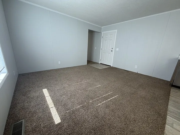 38000 Le Chateau Blvd #828 — Photo 3