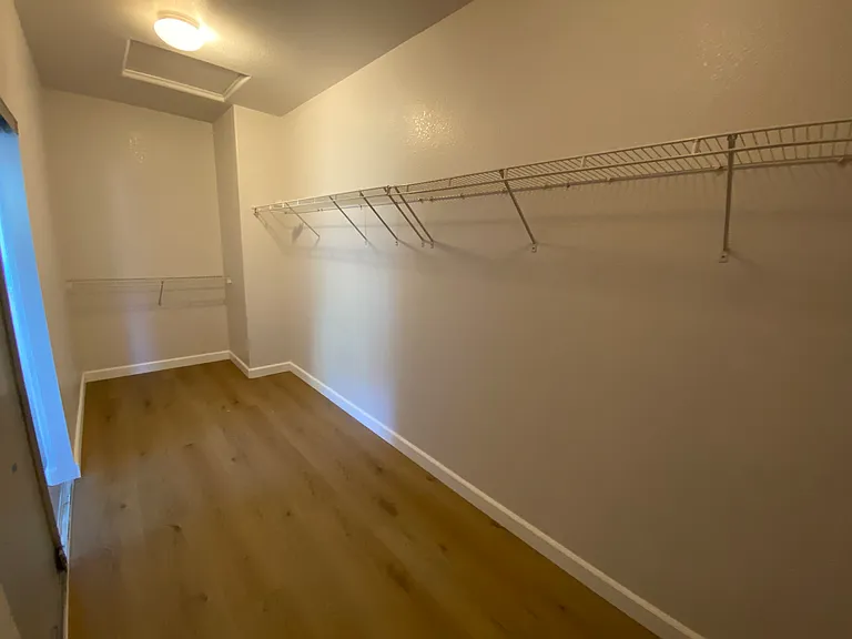 564 Presidio Pl — Photo 14