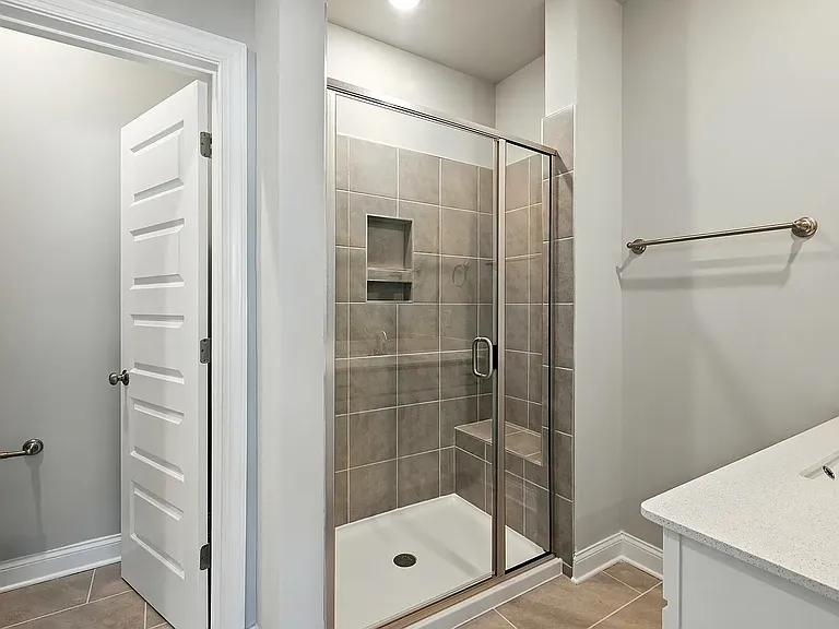 1232 S Person St #201 — Photo 19