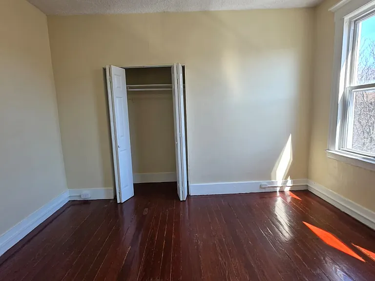 52 Dickerman St #O3L — Photo 4