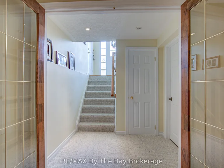 32 Green Briar Dr — Photo 17