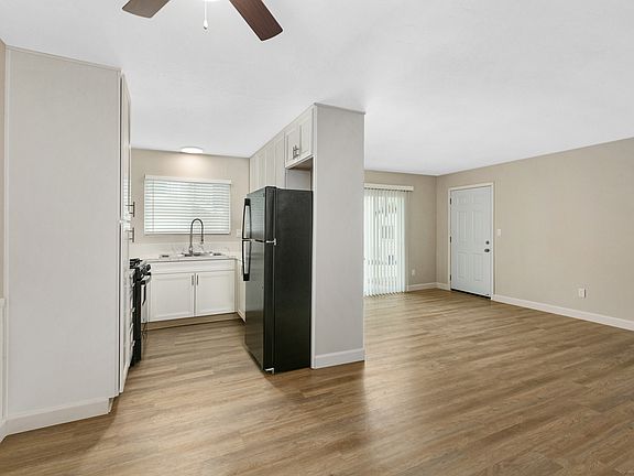 4th image of 1306 E 18th St E APT 103