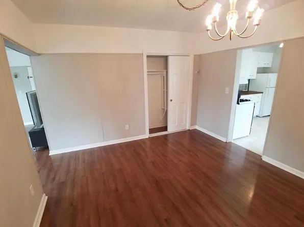 (undisclosed Address), Hamden, CT 06517