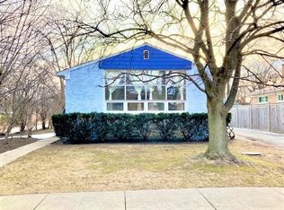 3041 Central Ave, Wilmette, IL 60091