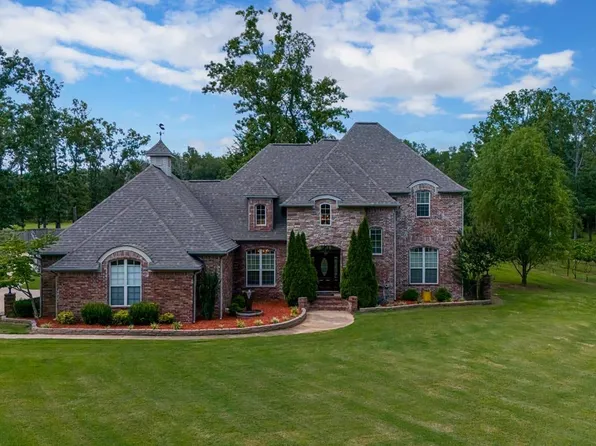 42 Oakwood Dr, Vilonia, AR 72173