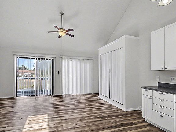 4th image of 1850 Colony Dr. #2H