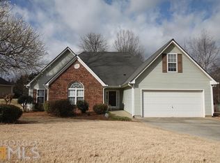 3490 Weeping Willow Ln, Loganville, GA 30052