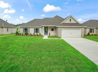 72657 Robindale Dr, Covington, LA 70435