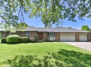 876 E Sunrise Ct, Ozark, MO 65721