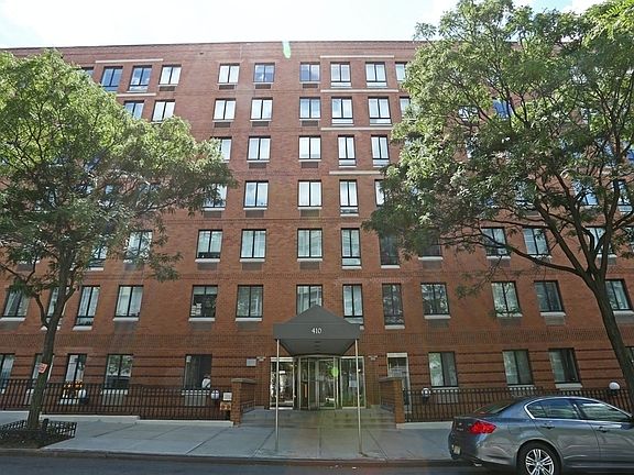 5th image of 410 W 53rd St APT 331