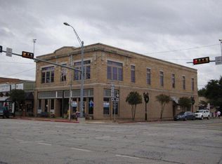 105 S Prairieville St, Athens, TX 75751