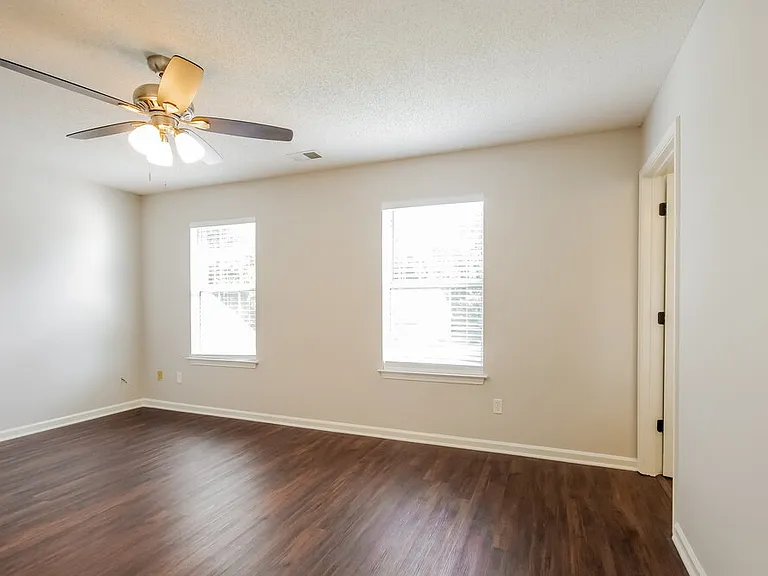 3405 Mayhurst Dr — Photo 11