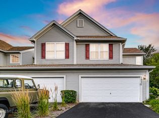 2921 Pleasant Plains Dr, Saint Charles, IL 60175