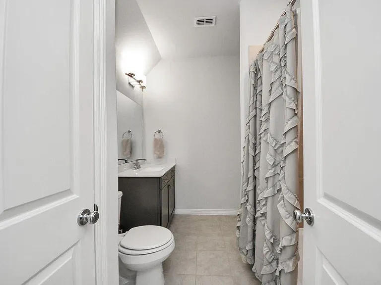 8922 Golden Mist Dr — Photo 26