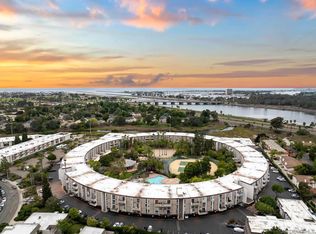 Pacific Isle, San Diego, CA 92110