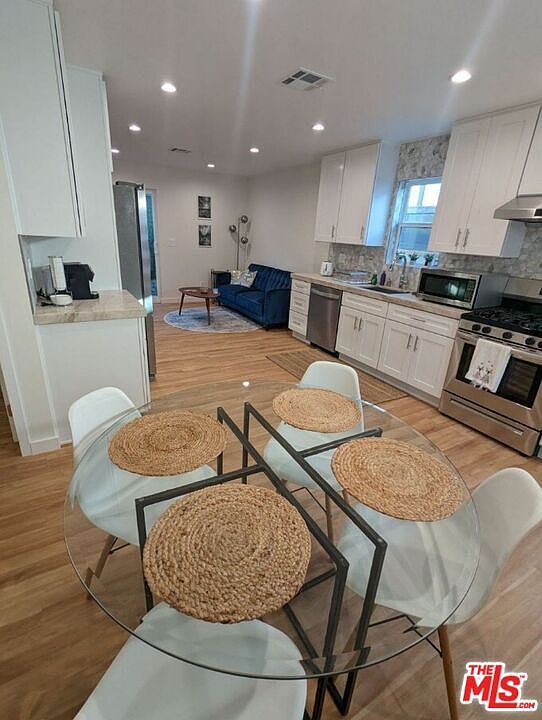 6328 Mary Ellen Ave, Van Nuys, CA 91401 Zillow