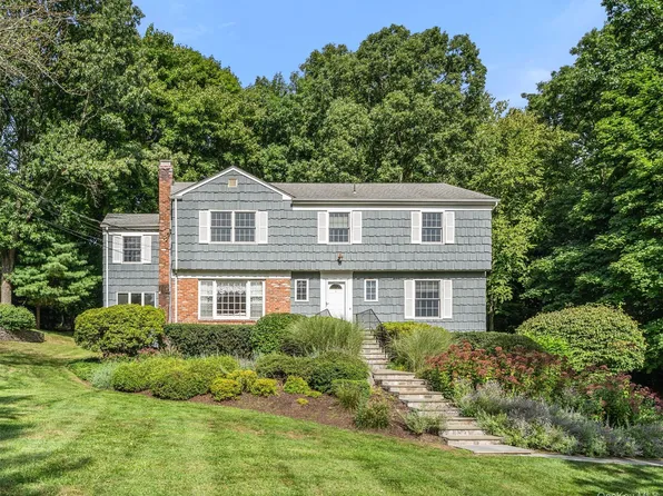 12 Lyons Road, Armonk, NY 10504