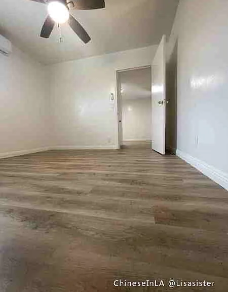 11702 Loch Lomond Dr — Photo 2