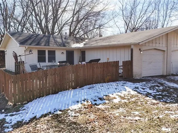 1501-1503 W 26th St, Lawrence, KS 66046