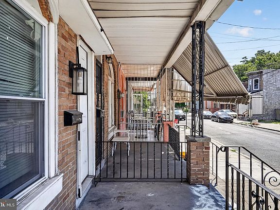 4th image of 1177 Sheridan St