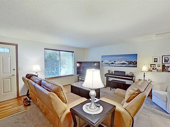 4th image of 6612 A & B 86th Street NW
