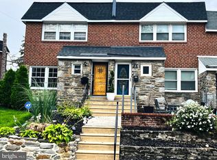 2702 E Country Club Rd, Philadelphia, PA 19131
