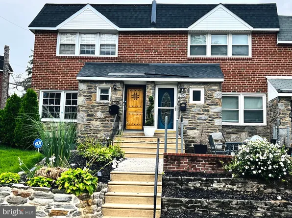 2702 E Country Club Rd, Philadelphia, PA 19131