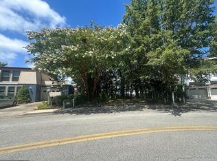 14125 Sea Captain Rd, Ocean City, MD 21842