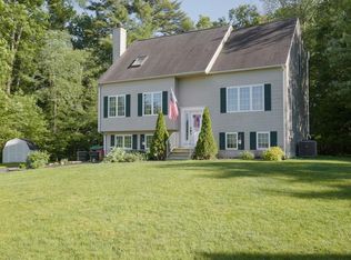 2 Abbey Rd, Webster, MA 01570