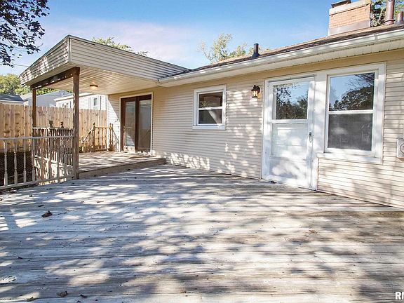 5th image of 110 W Clara Ave