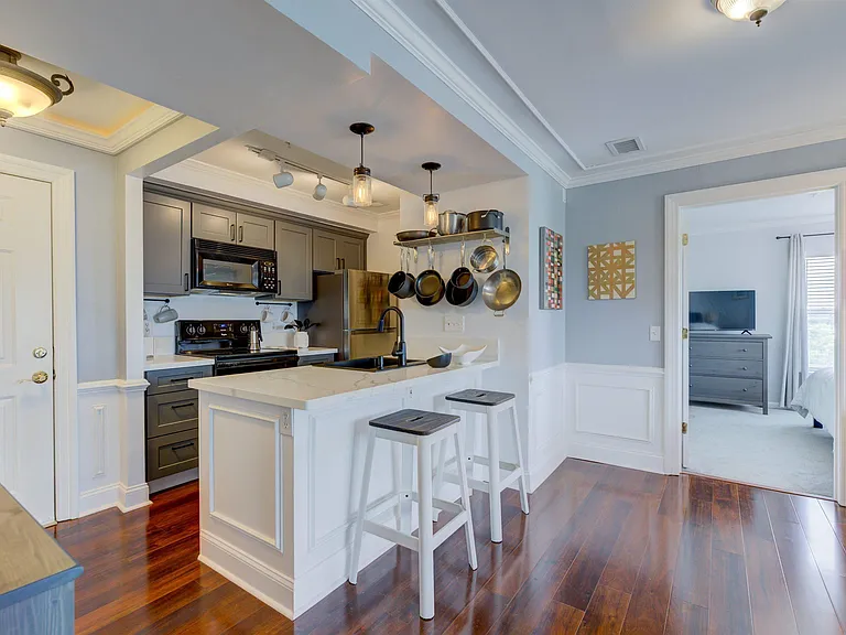 900 Taylor St #401 — Photo 7