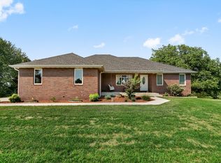 201 Indian Hills Ln, Strafford, MO 65757