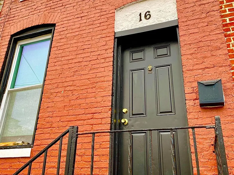 16 N Madeira St — Photo 1