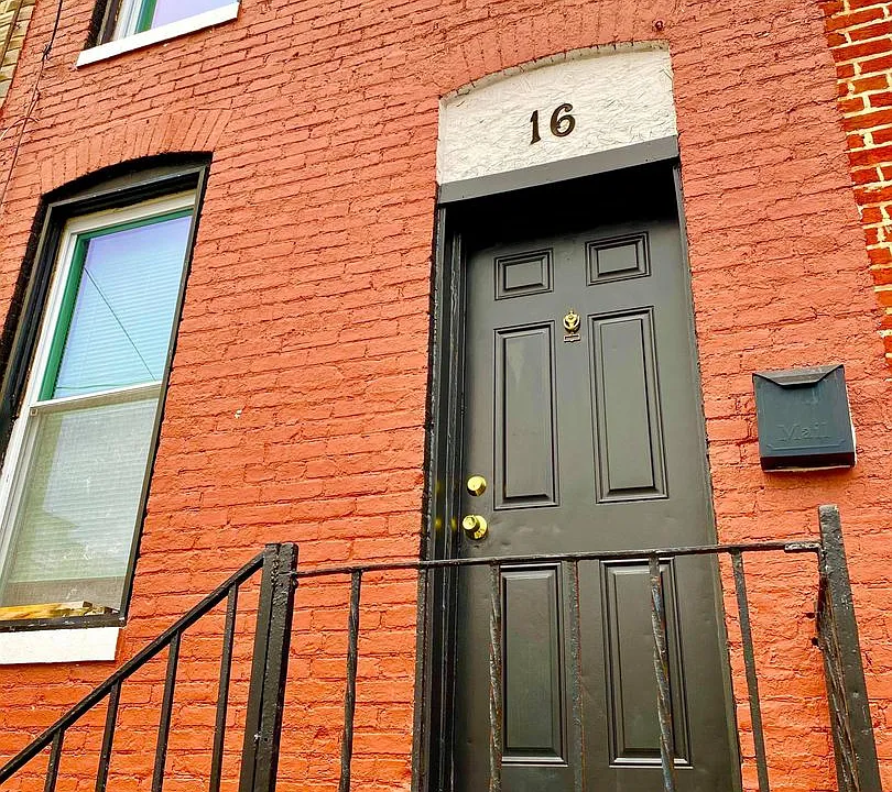 16 N Madeira St