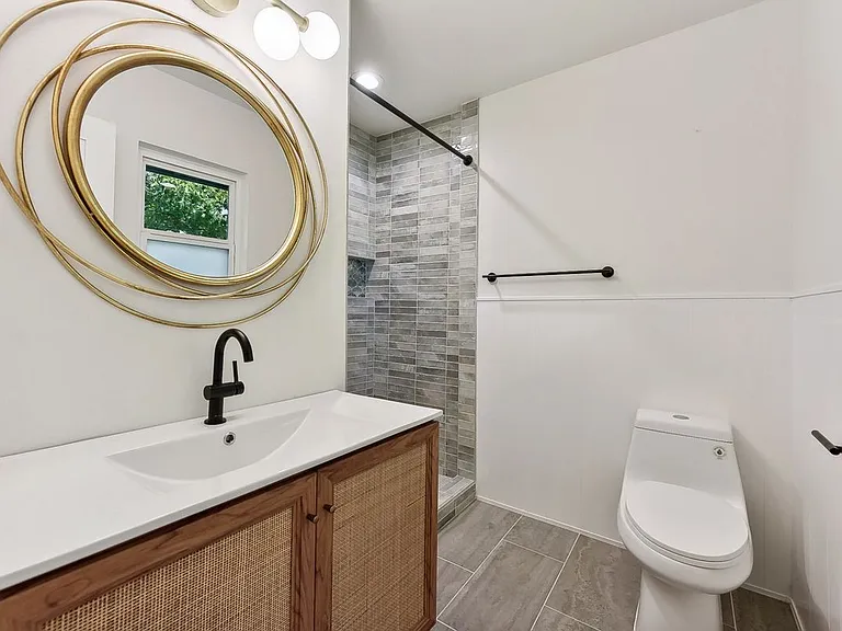 11900 Dove Haven Dr — Photo 24
