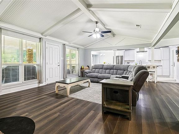 4th image of 12214 Solitude Ln