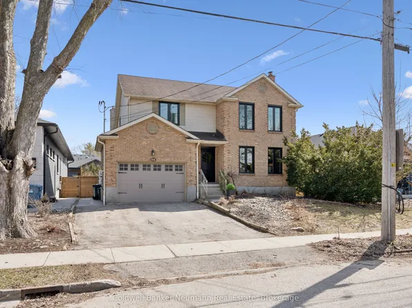 64 Forest St, Guelph, ON N1G 1H9