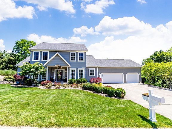 2nd image of 14 Ledgewood Dr