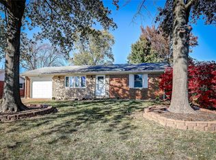 711 Willow Ln, Waterloo, IL 62298