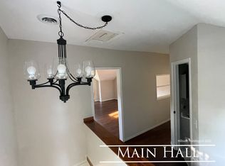 653 W Main St, Mondovi, WI 54755