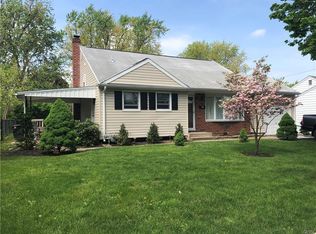 2178 Drury Ln, Bethlehem, PA 18018