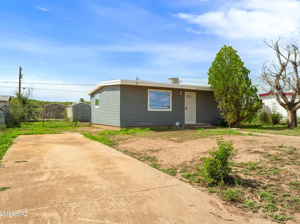 106 E Apache St, Huachuca City, AZ 85616